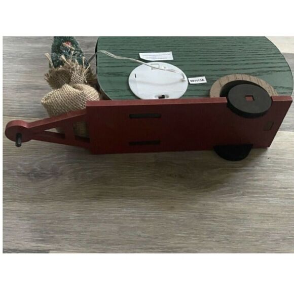 Vintage Metal Rustic Camper w/Merry Christmas Tree Lights Retro Woody Home Decor - Picture 7 of 8